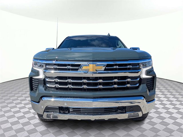 2025 Chevrolet Silverado 1500 LTZ photo 8