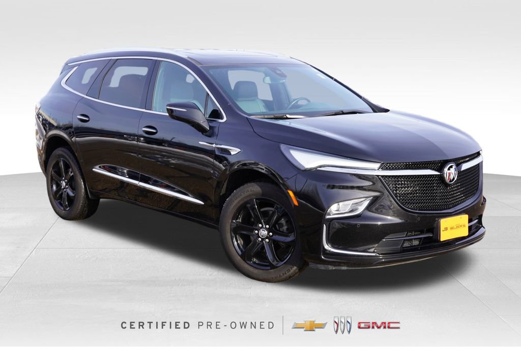 2023 Buick Enclave Essence's photo