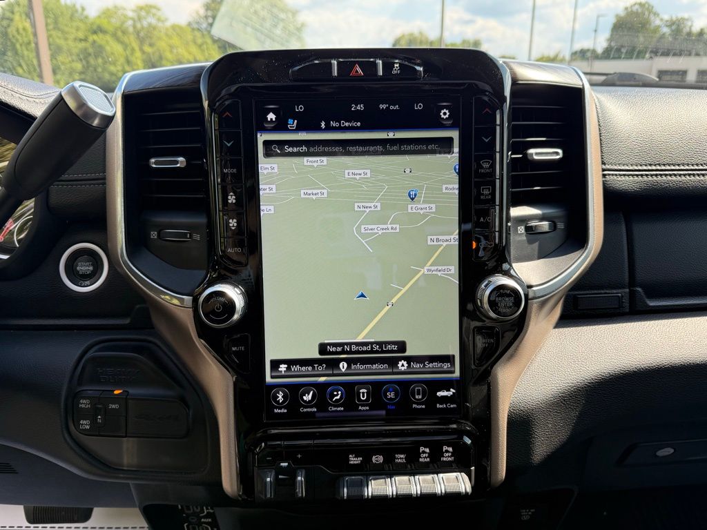 2019 Ram 3500 Laramie photo 7