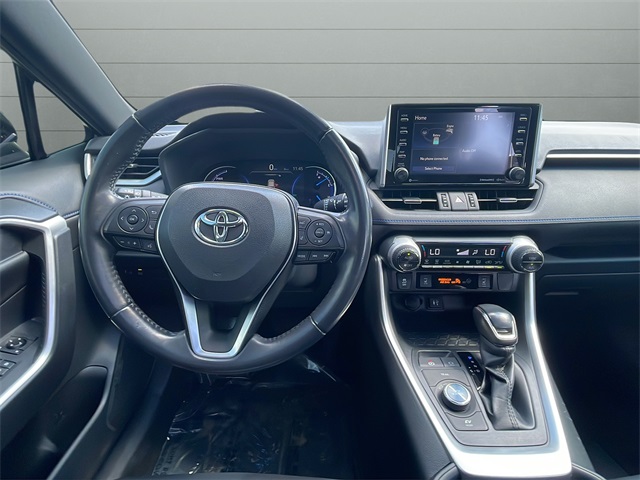 2019 Toyota RAV4 Hybrid XSE photo 32