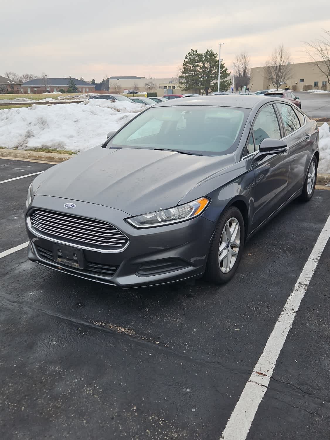 2016 Ford Fusion SE's photo