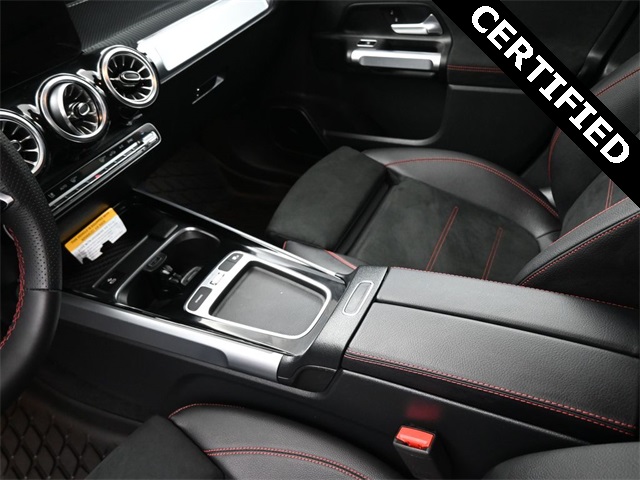 2024 Mercedes Benz GLB 250 photo 31