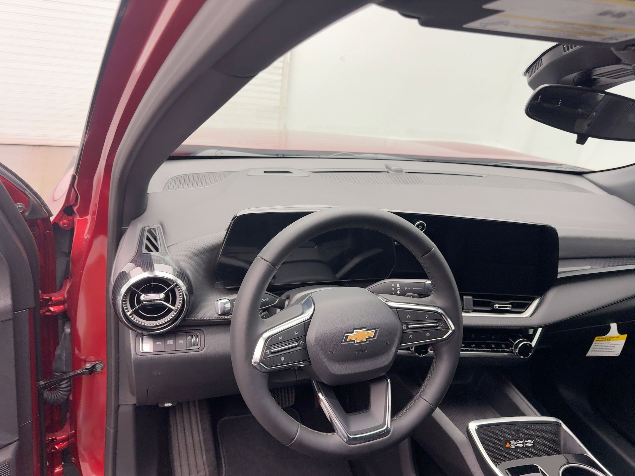 2026 Chevrolet Equinox LT photo 4