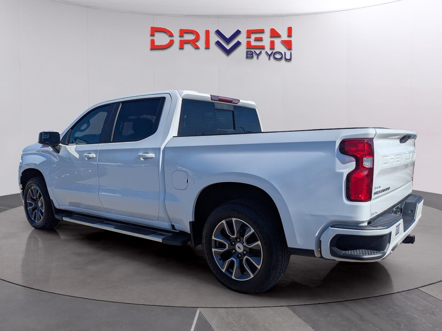 2021 Chevrolet Silverado 1500 RST photo 3