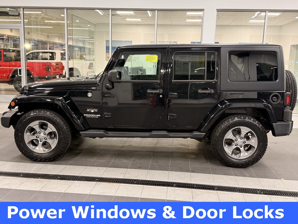 2017 Jeep Wrangler Unlimited Sahara photo 4