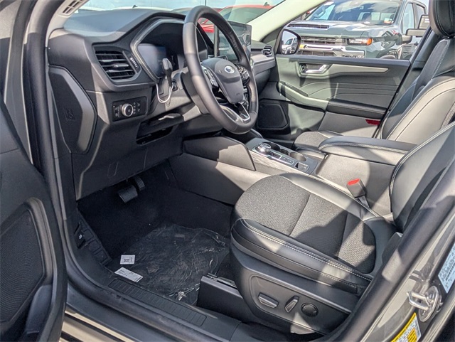 2025 Ford Escape Plug-In Hybrid Base photo 7