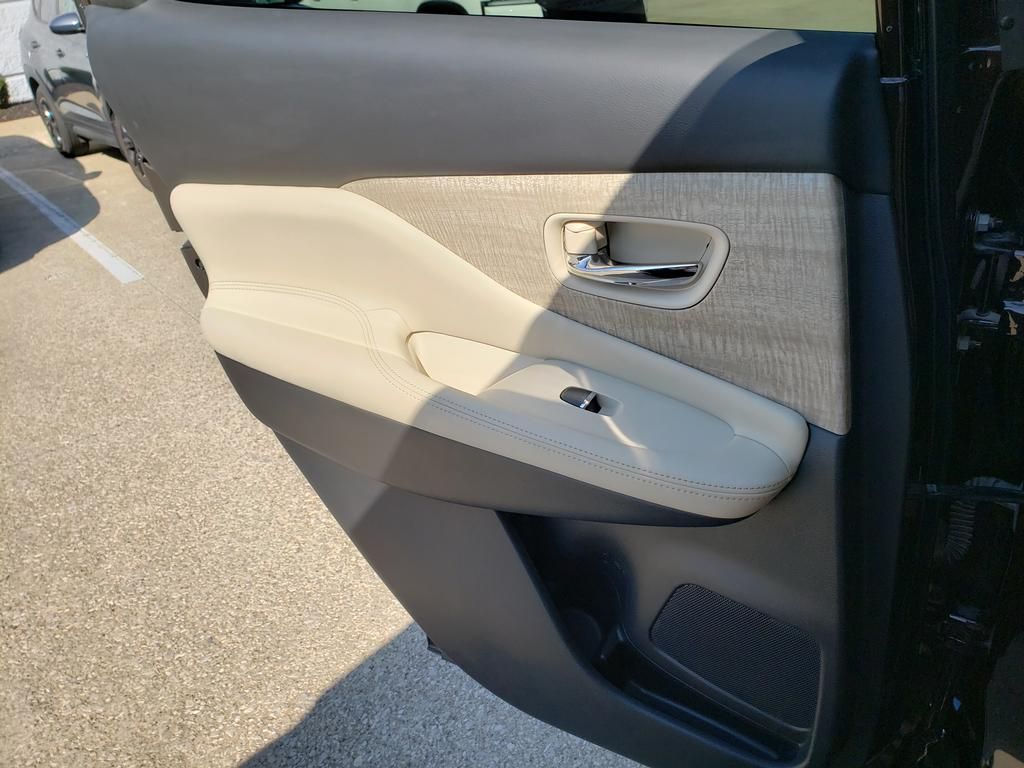 2021 Nissan Murano SL photo 18