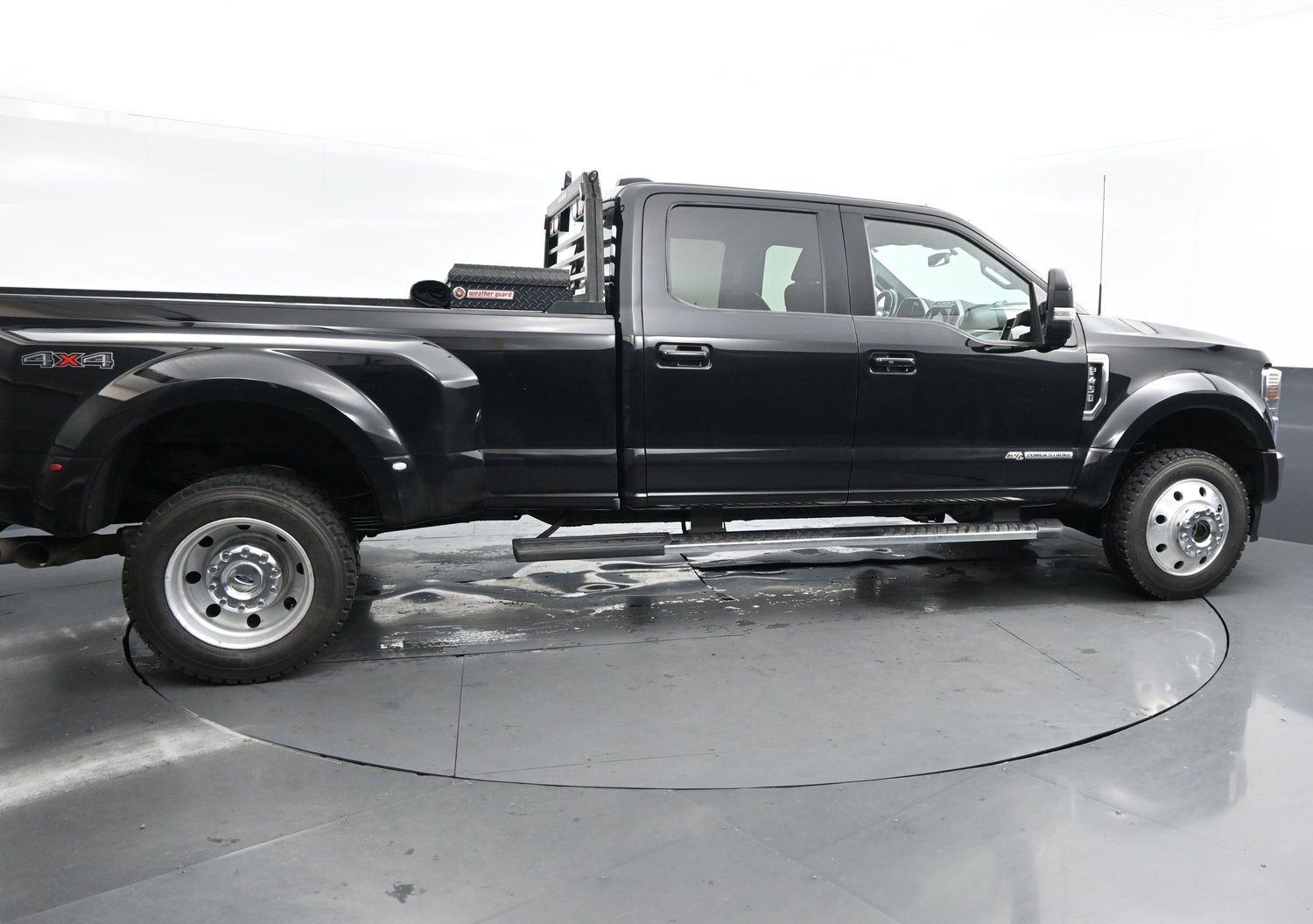 2022 Ford F-450 Lariat photo 6