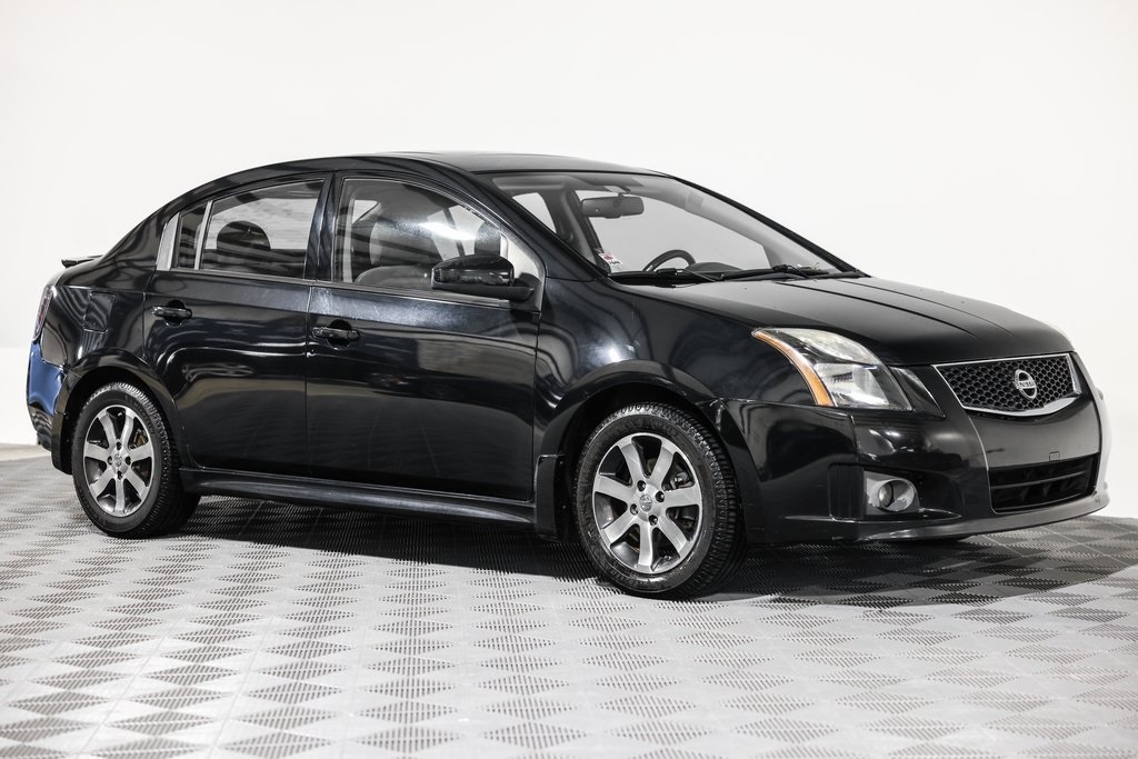 2012 Nissan Sentra 2.0 SR photo 4