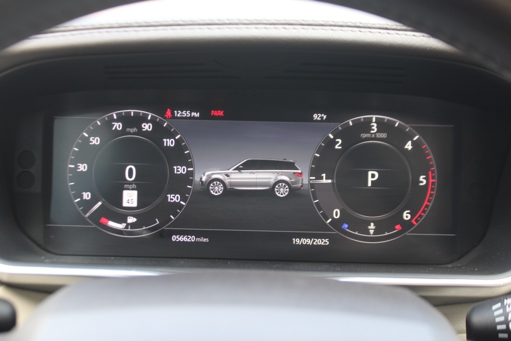 2018 Land Rover Range Rover Sport HSE photo 13