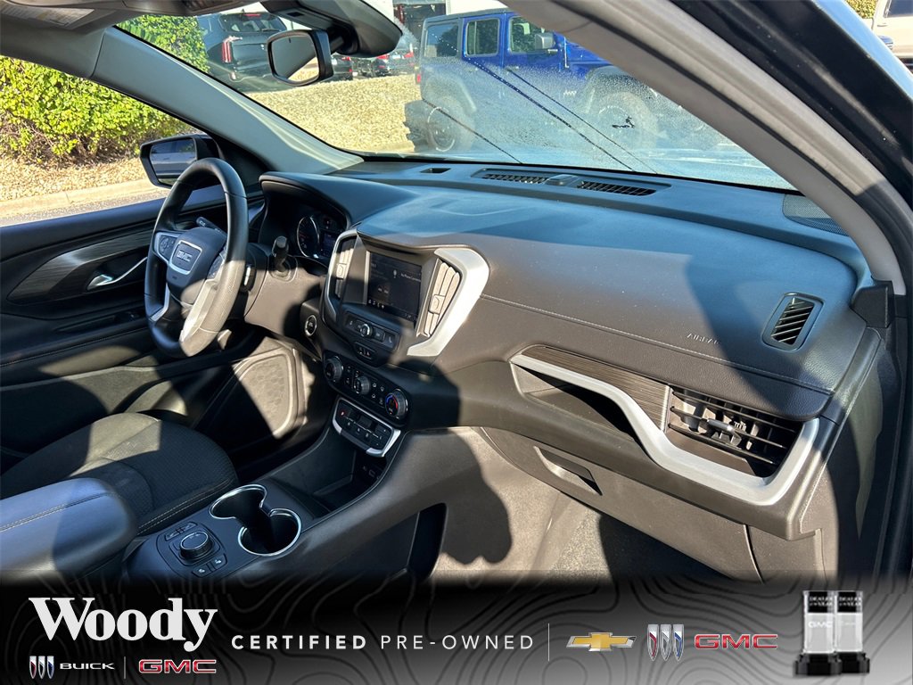 2022 Gmc Terrain SLE photo 35