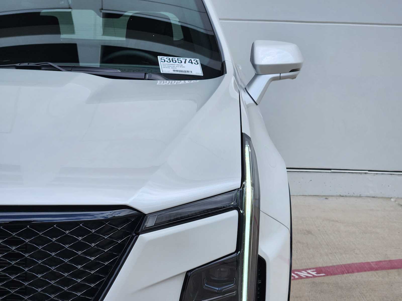2025 Cadillac XT4 Sport photo 6