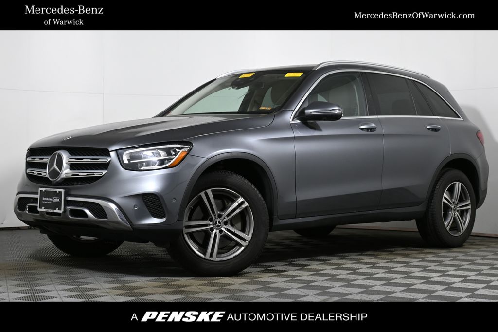 2022 Mercedes-Benz GLC GLC300's photo
