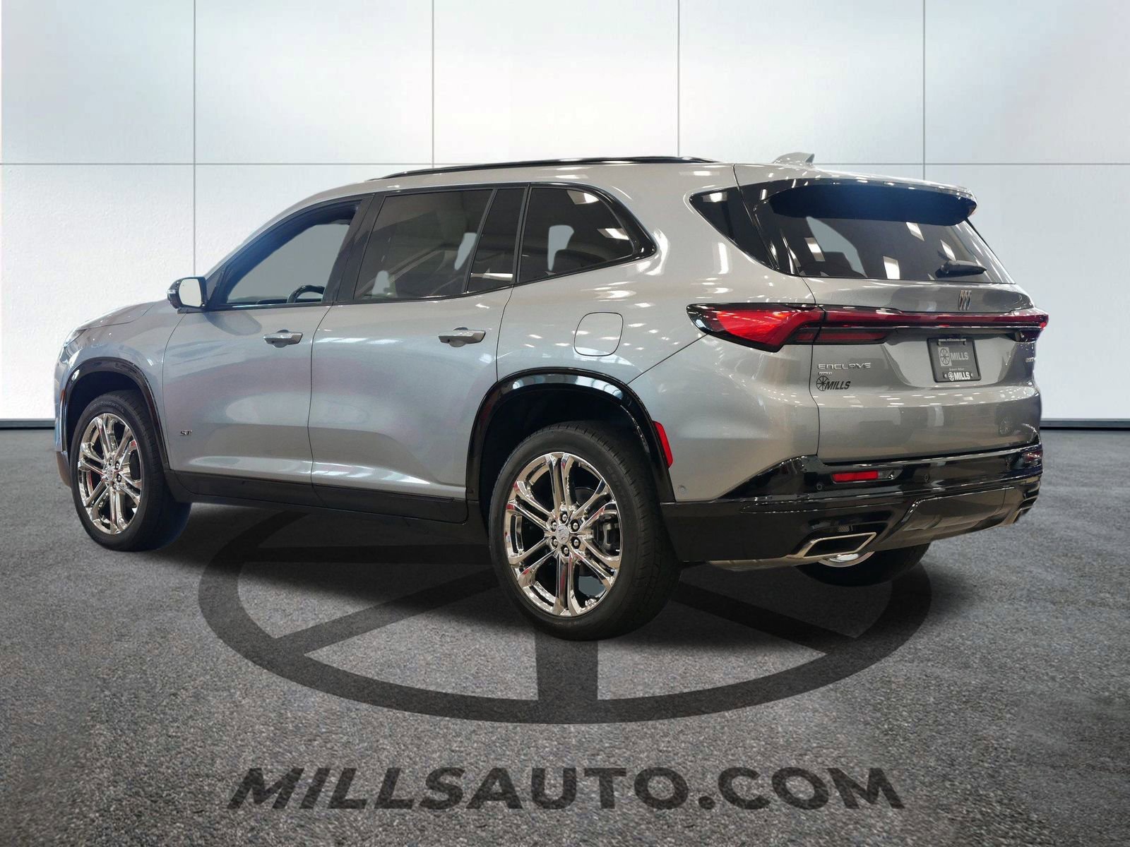 2025 Buick Enclave Sport Touring photo 2