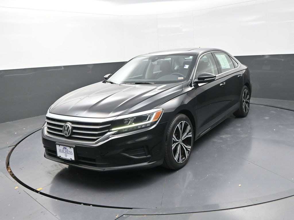 2022 Volkswagen Passat 2.0T SE photo 2