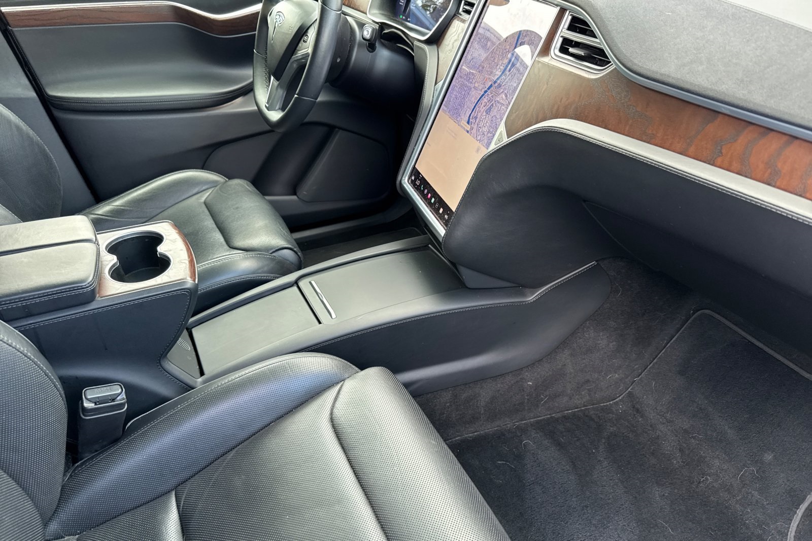 2016 Tesla Model X P90D photo 14