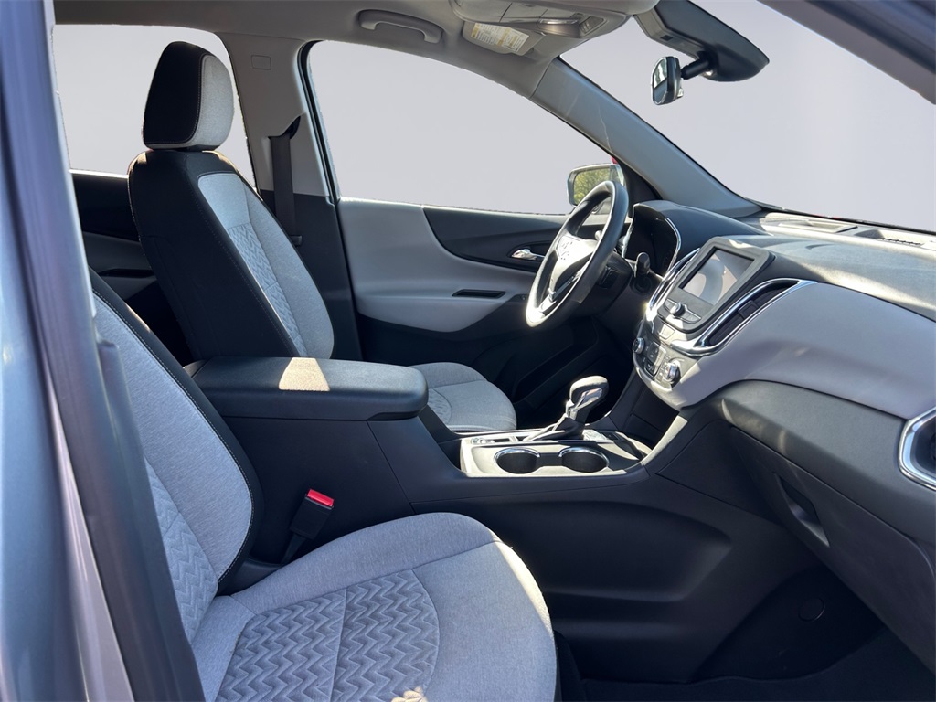 2023 Chevrolet Equinox LT photo 16