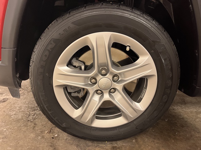 2023 Jeep Compass Latitude photo 21
