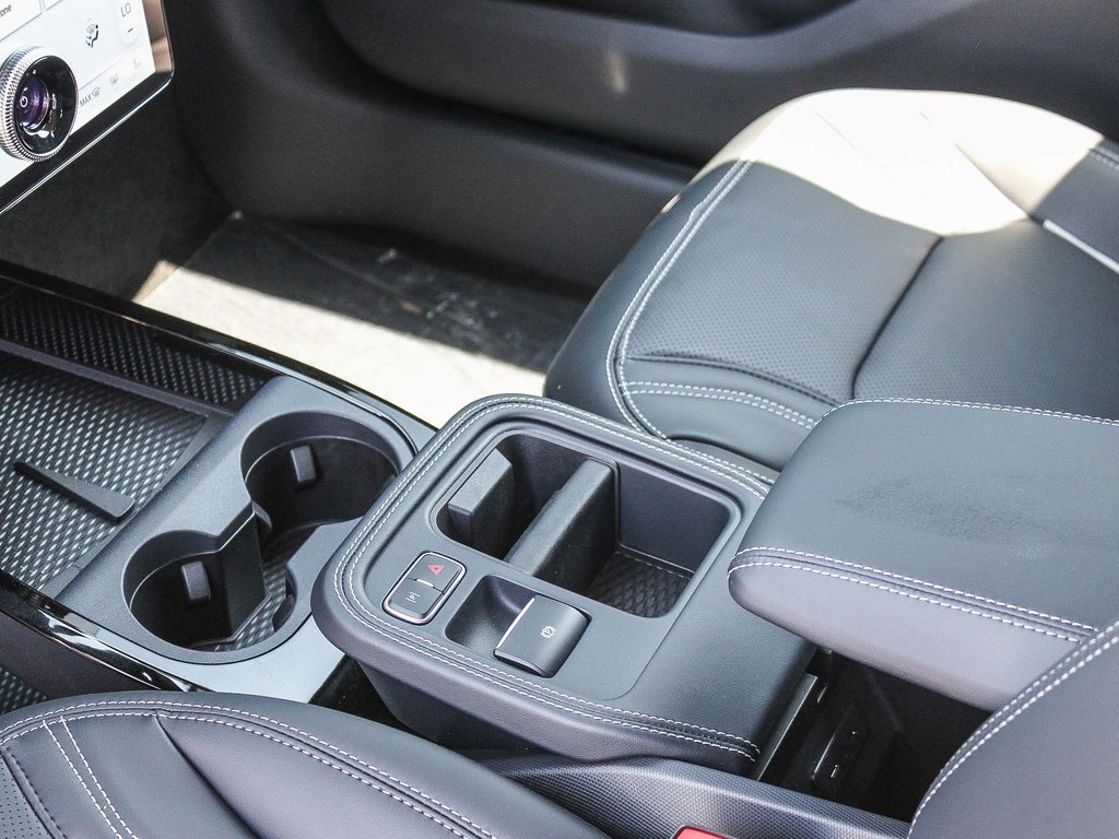 2025 Ford Mustang Mach-E Premium photo 19