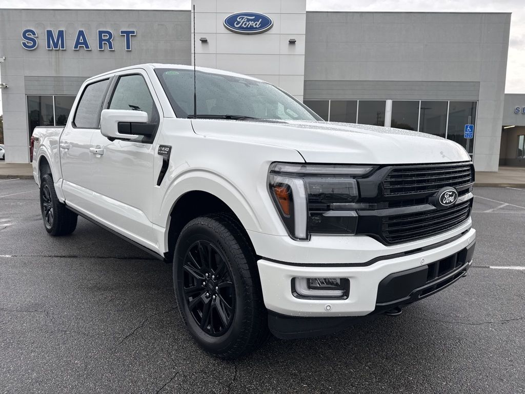 2025 Ford F-150 Platinum's photo
