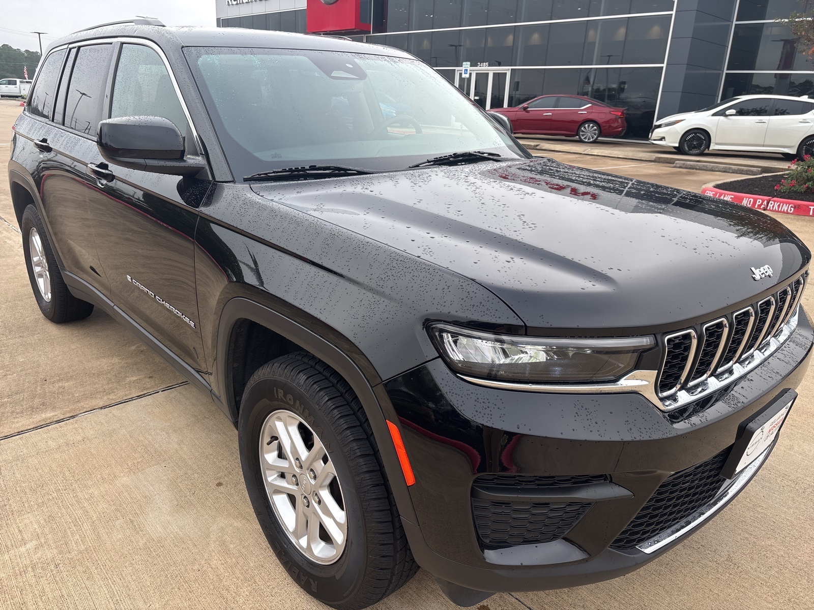 2023 Jeep Grand Cherokee Laredo's photo