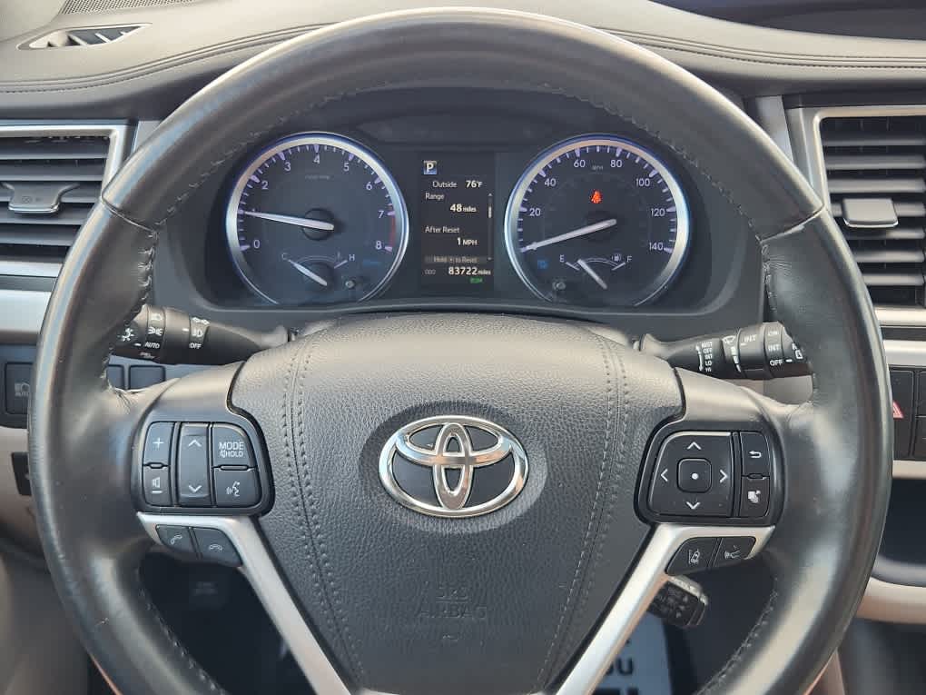 2019 Toyota Highlander XLE photo 16