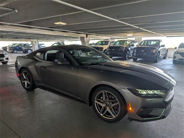 2025 Ford Mustang EcoBoost photo 2