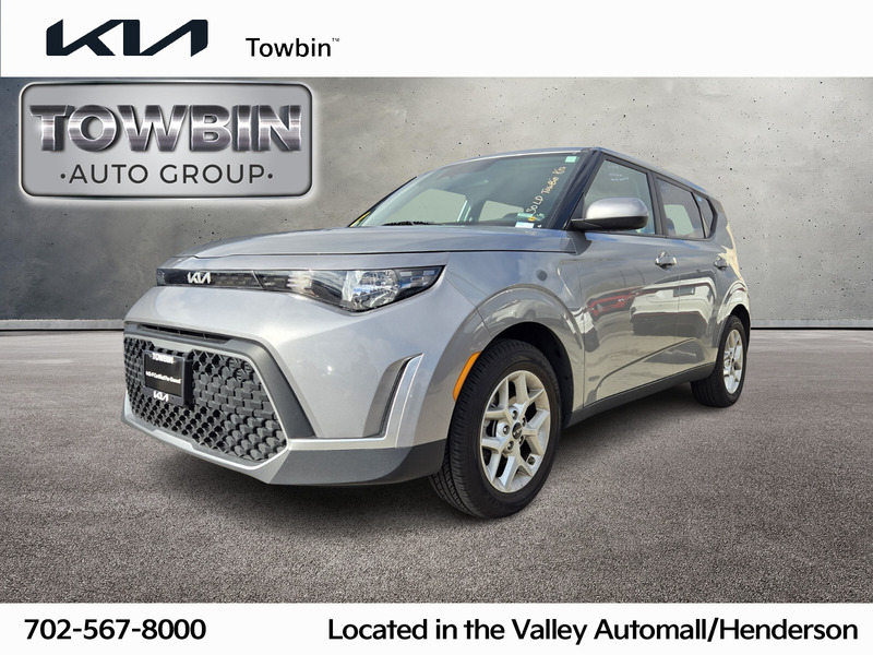 2024 Kia Soul LX's photo