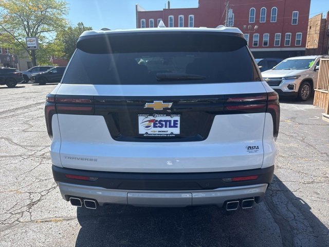 2025 Chevrolet Traverse photo 4