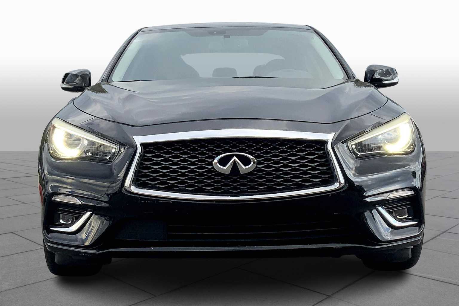 2019 Infiniti Q50 3.0t LUXE photo 3