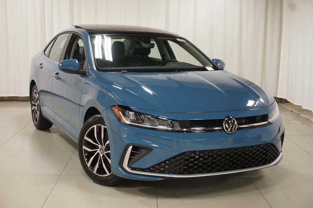 2026 Volkswagen Jetta 1.5T SE photo 3