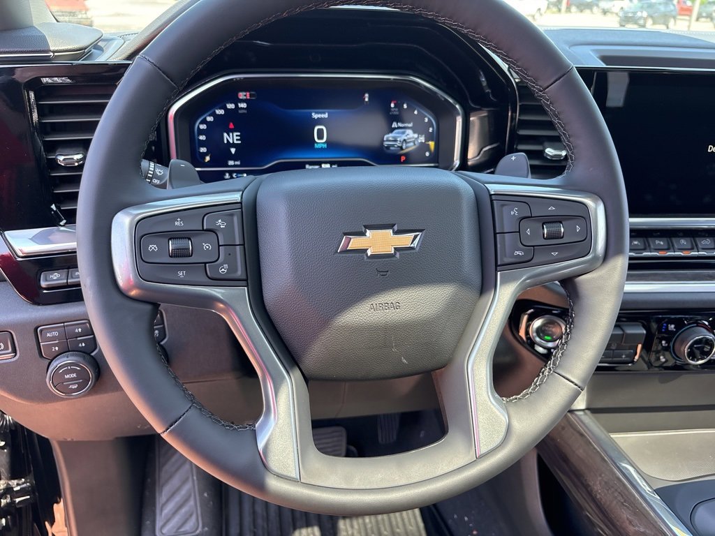 2025 Chevrolet Silverado 1500 LTZ photo 22