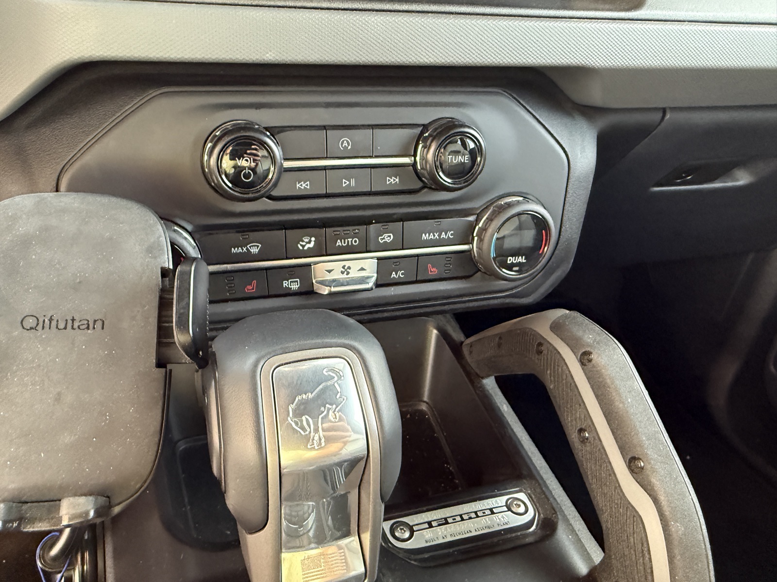 2024 Ford Bronco Big Bend photo 14