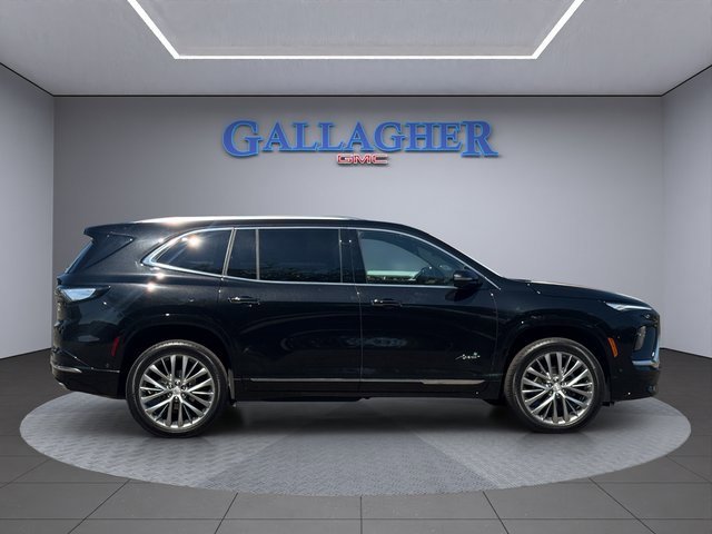2025 Buick Enclave Avenir photo 3