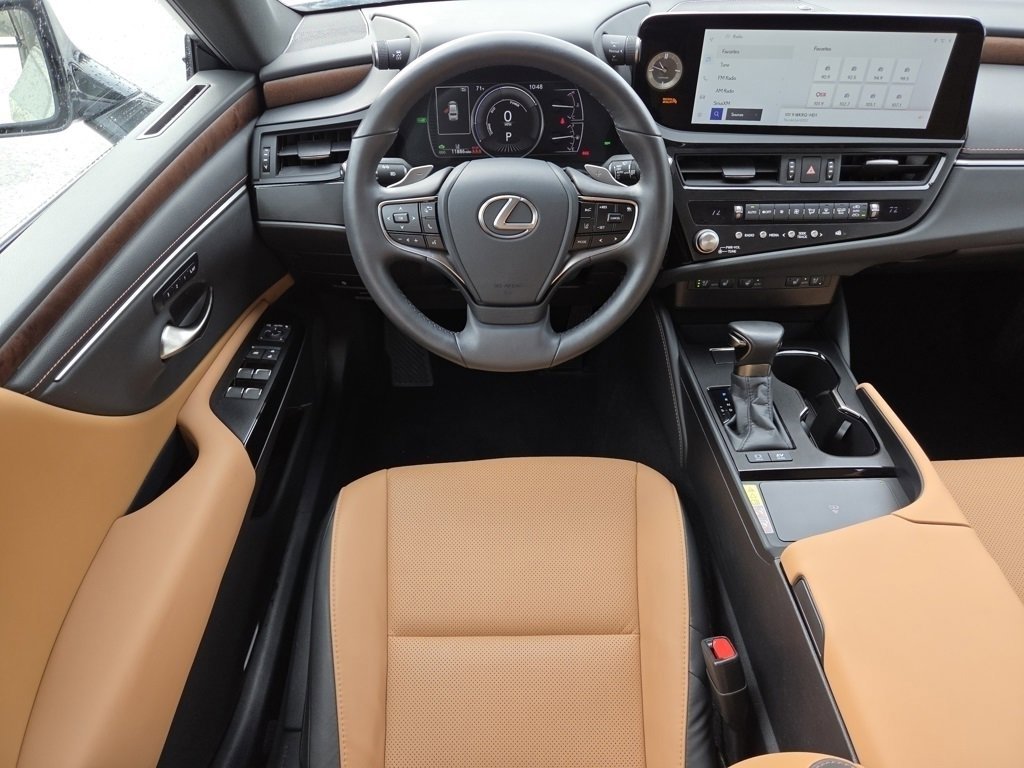 2025 Lexus ES Premium photo 4