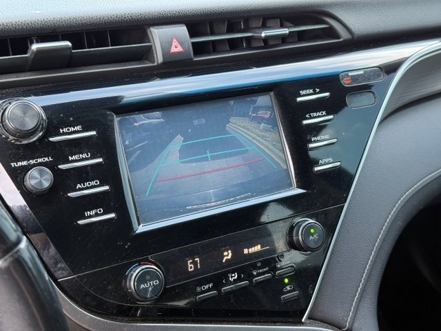 2018 Toyota Camry LE photo 22