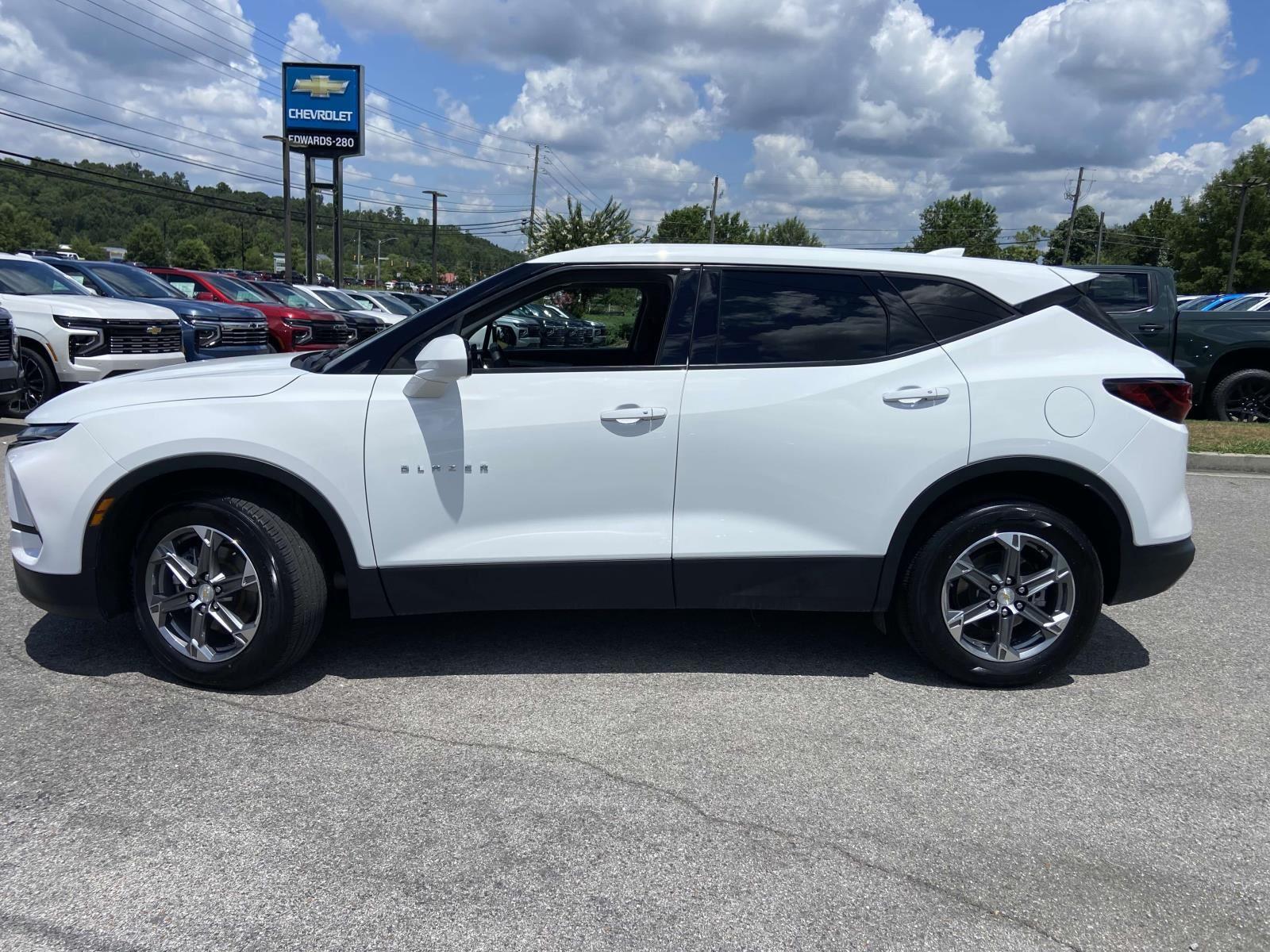 2023 Chevrolet Blazer 2LT photo 27
