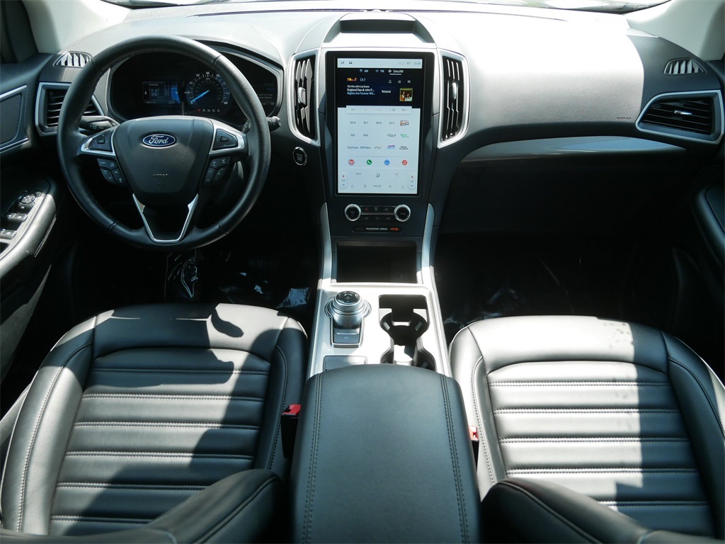 2023 Ford Edge SEL photo 15