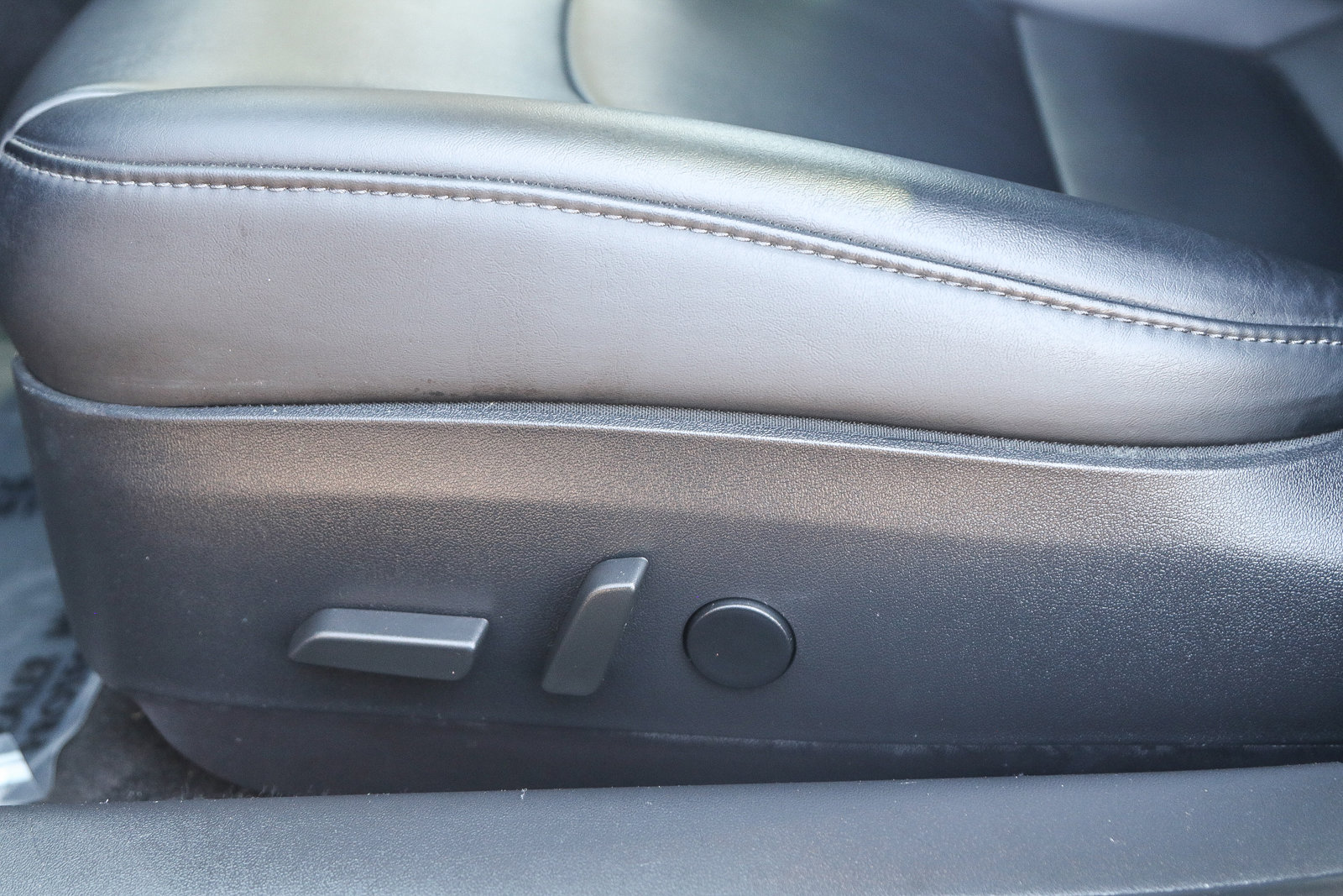 2018 Tesla Model 3 Long Range photo 20