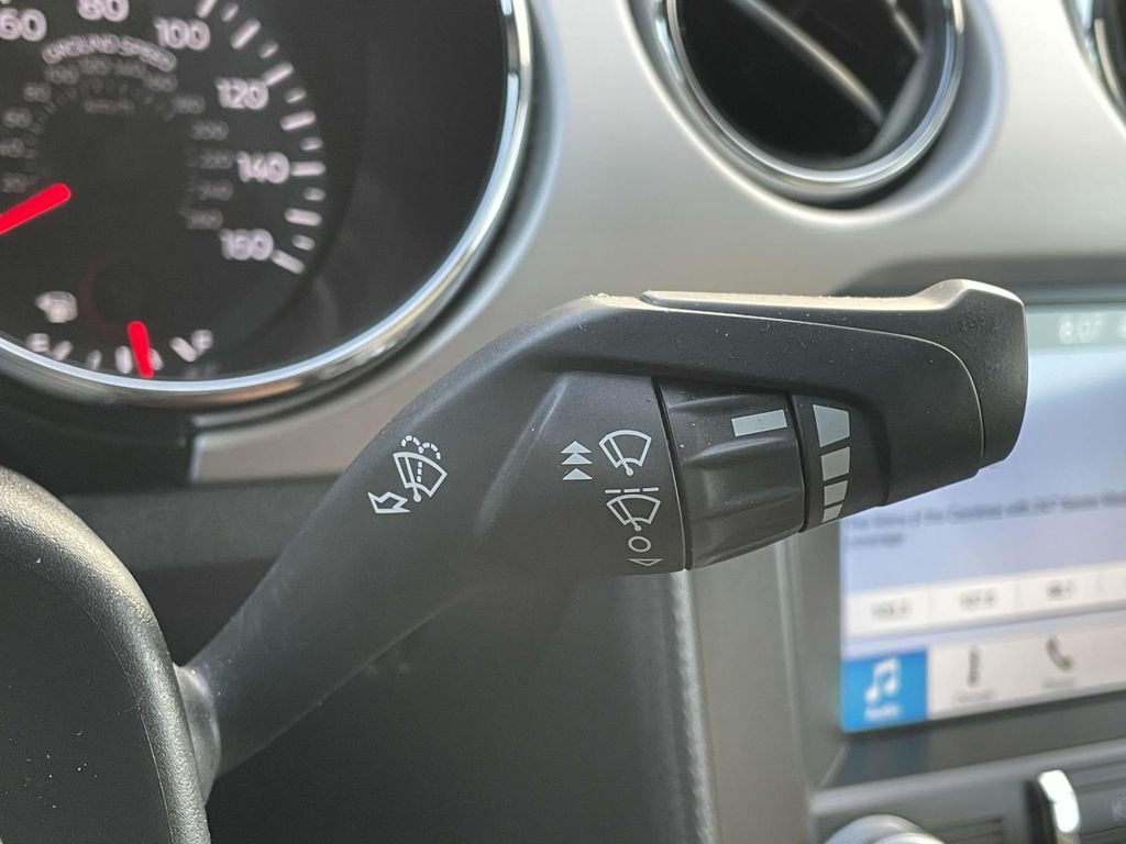 2017 Ford Mustang EcoBoost Premium photo 11