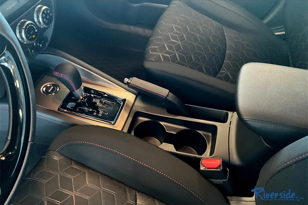 2025 Mitsubishi Outlander Sport ES SE LE photo 7