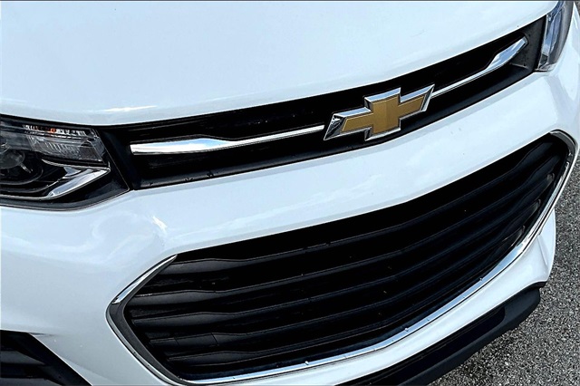 2020 Chevrolet Trax LS photo 26