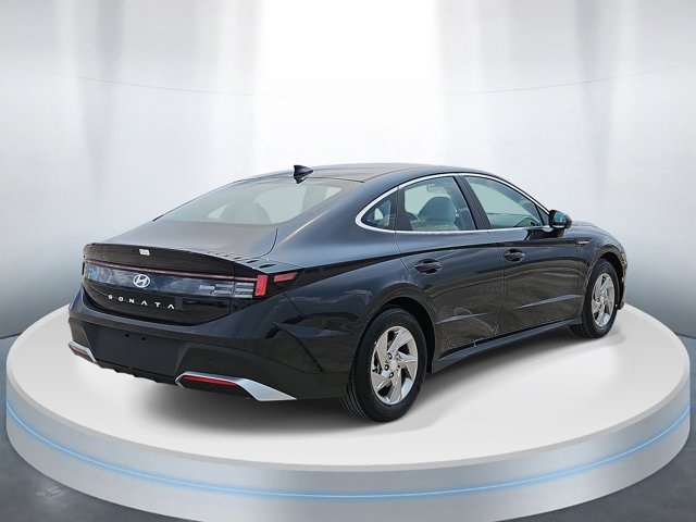 2025 Hyundai Sonata SE photo 4