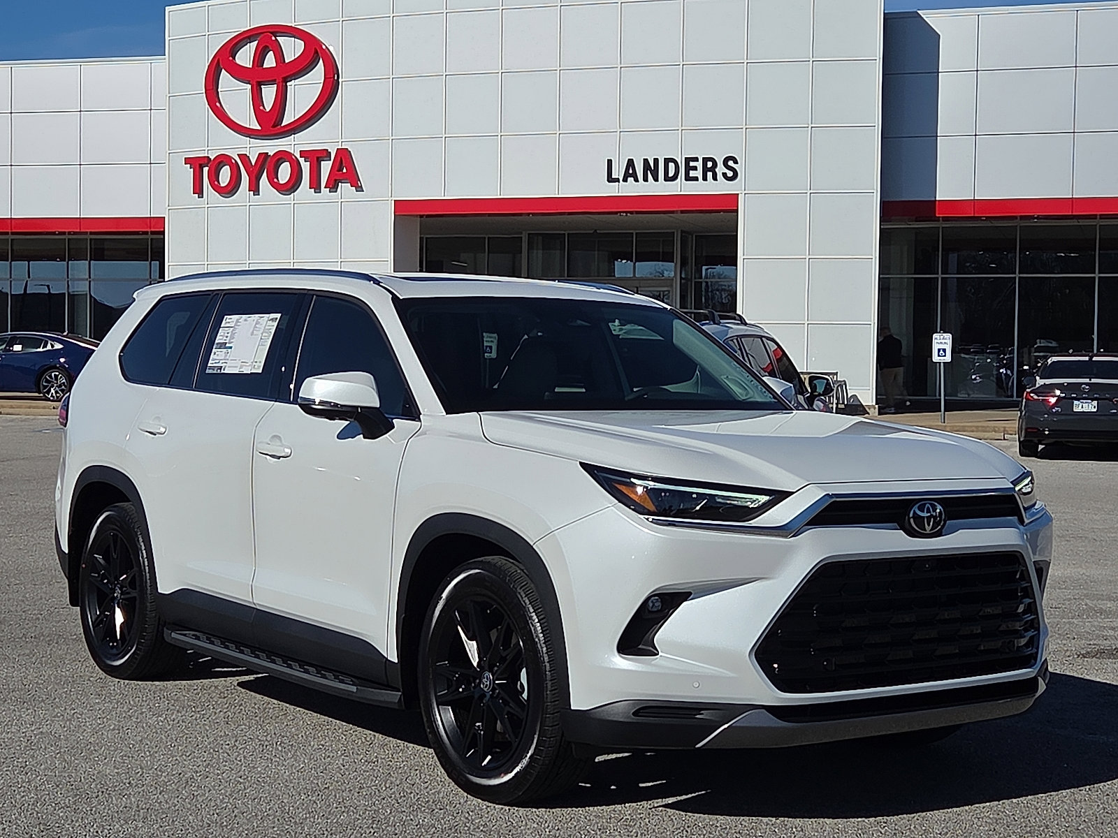 2026 Toyota Grand Highlander Limited's photo