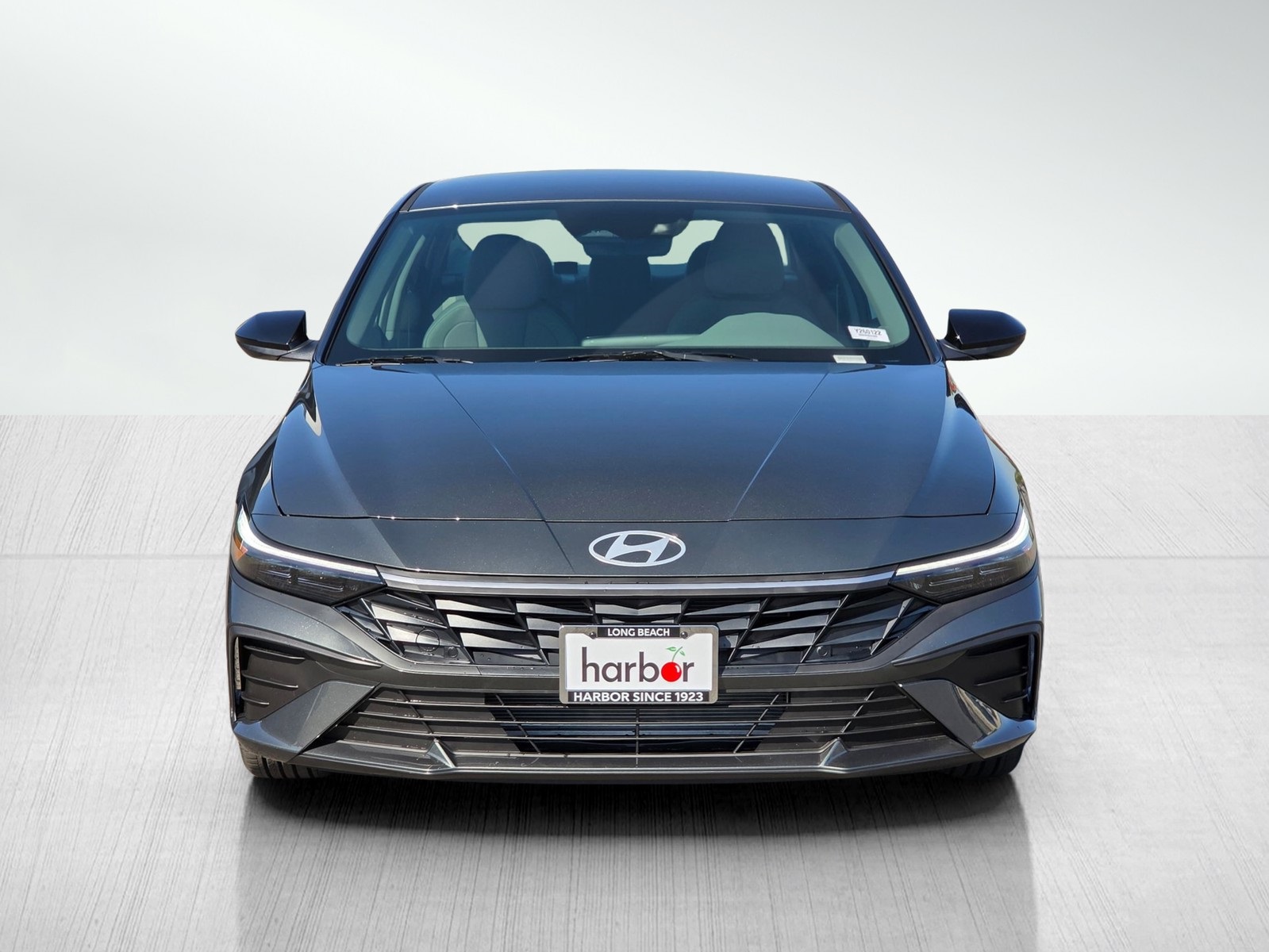 2026 Hyundai Elantra SEL Sport photo 2