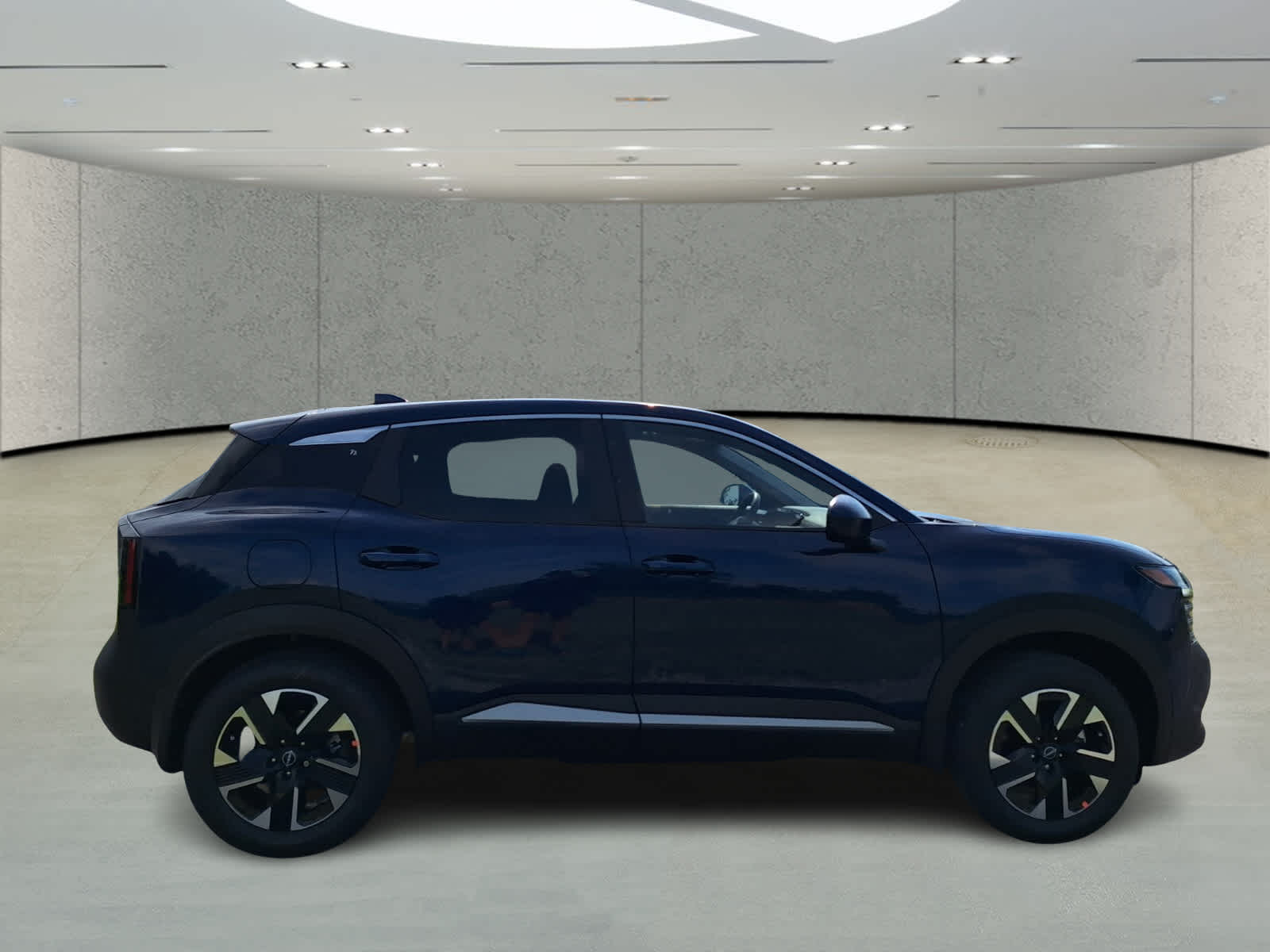 2025 Nissan Kicks SV photo 6