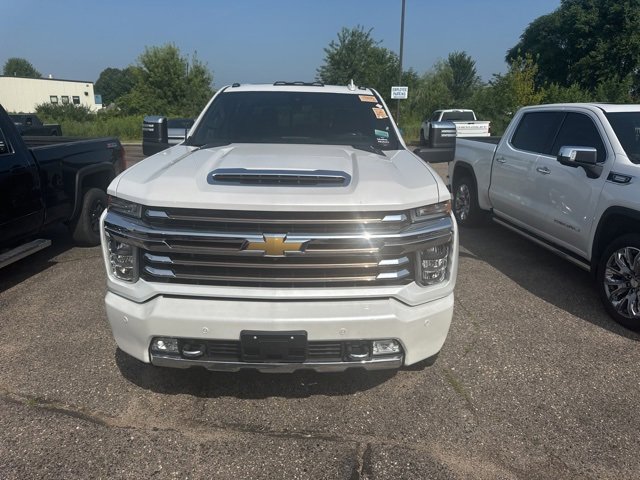 2021 Chevrolet Silverado 2500HD High Country photo 3