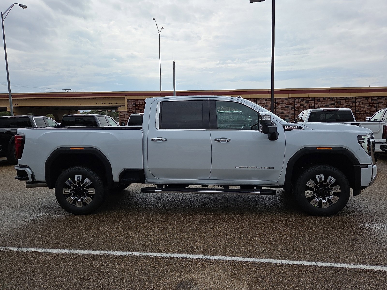 2026 Gmc Sierra 2500 HD Denali photo 4