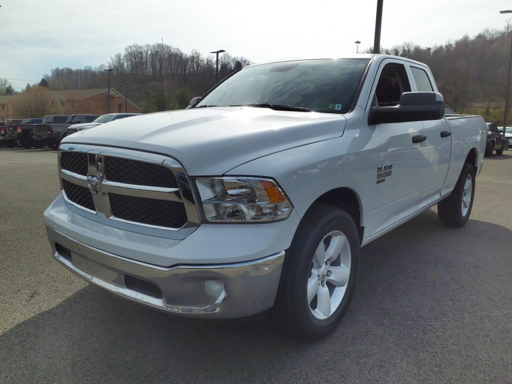 2024 Ram 1500 Classic Tradesman photo 3
