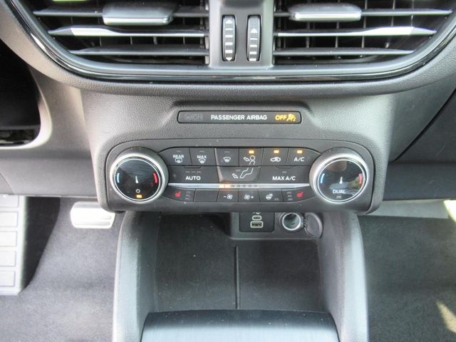 2024 Ford Escape ST-Line photo 24